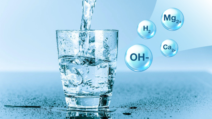 Để đảm bảo an toàn cho sức khỏe, nhiều hộ gia đình thường sử dụng nước ion kiềm