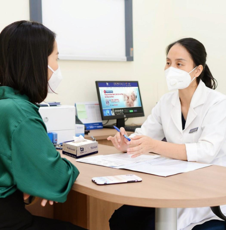 BVĐK Tâm Anh Hà Nội tiếp nhận nhiều bệnh nhân mắc cúm A nặng, phải nhập viện điều trị. Ảnh: A.T